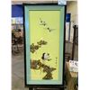 Image 1 : FRAMED ASIAN HERRING THEMED ART OF SHELLS