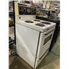 Image 2 : KELVINATOR COIL TOP APARTMENT SIZE STOVE
