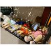 Image 2 : ASSORTED VINTAGE COLLECTIBLE DOLLS