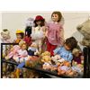 Image 2 : ASSORTED VINTAGE COLLECTIBLE DOLLS