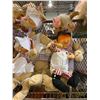 Image 3 : ASSORTED VINTAGE COLLECTIBLE DOLLS