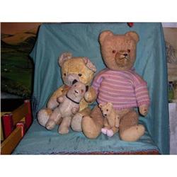 4 Vintage Bears. #1458628