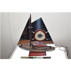 SNIDER ANTIQUE CHROME SAILBOAT LAMP / WORKING CLOCK