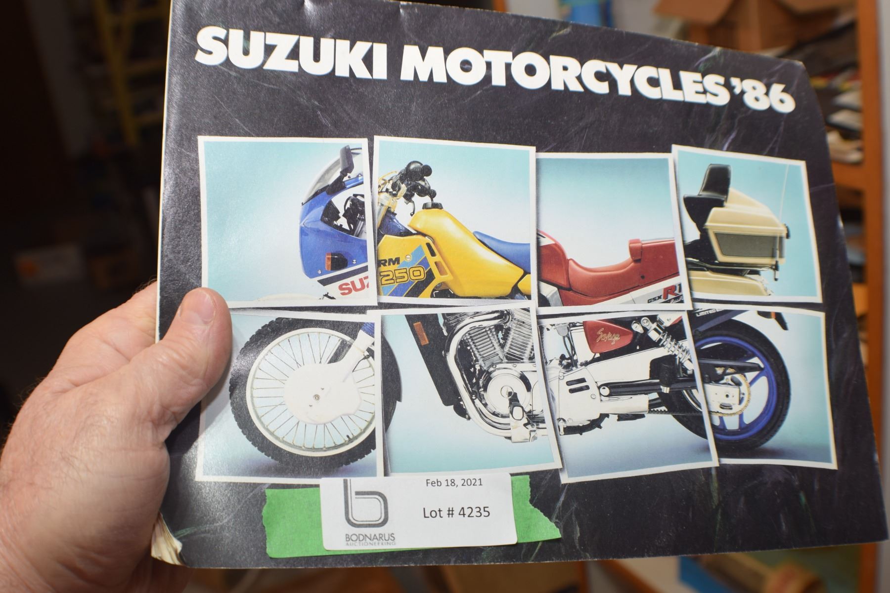 1986 SUZUKI MOTORCYCLE CATALOG
