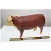 Image 1 : VINTAGE HEREFORD BULL FIGURINE