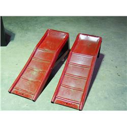 2 METAL CAR RAMPS