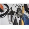 Image 4 : Gloves, air pump, puller, portable light outlets