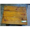 Image 3 : SMALL WOODEN TABLE 19 3/4 X 16 1/2 X 18 1/2 IN TALL
