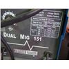 Image 4 : CHICAGO ELECTIRC DUAL MIG 131 WELDER WITH HELMET (MISSING PLUG) 230 VOLT