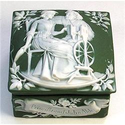 Schafer & Vater Green Jasperware ALDEN Powder #1459313