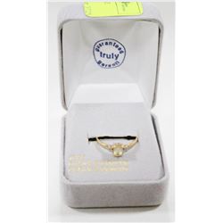 10 KT GOLD RING WITH CITRINE AND DIAMOND