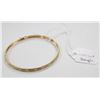 Image 1 : 10 KT GOLD BANGLE BRACELET