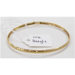 10 KT YELLOW GOLD BANGLE BRACELET