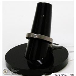 TITANIUM RING WITH CUBIC SIZE 7”
