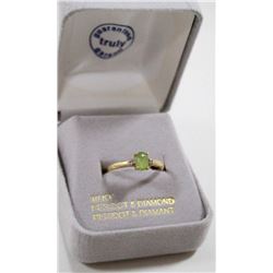 10 KT GOLD RING WITH PERIDOT AND DIAMOND