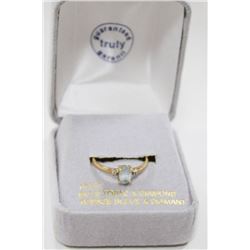 10 KT RING WITH BLUE TOPAZ AND DIAMONDS