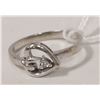 Image 1 : 10 KT WHITE GOLD RING WITH HEART DIAMOND SIZE 6.5