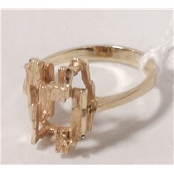 10 KT GOLD NUGGET RING SIZE 6.5