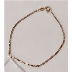 10 KT GOLD BOX CHAIN BRACELET