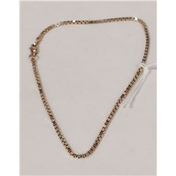 10 KT GOLD BOX CHAIN BRACELET 9”