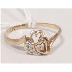 10 KT GOLD RING HEART WITH DIAMOND SIZE 6.75