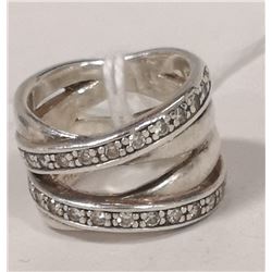 STERLING SILVER CROSS OVER RING WITH CUBICS