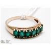 Image 2 : 10 KT GOLD EMERALD RING SIZE 7