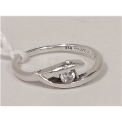 STERLING SILVER GENTLE SWEEP RING