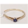 Image 1 : 10 KT GOLD RING WITH SAPPHIRE