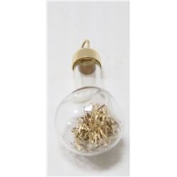 GLASS PENDANT WITH GOLD FLAKES