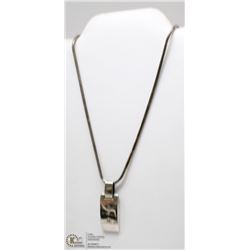 925 STERLING SILVER AND DIAMOND PENDANT ON ROPE