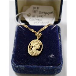 10 KT SINGAPORE CHAIN WITH 10 KT CAMEO PENDANT