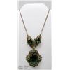Image 1 : ANTIQUE GREEN STONE COSTUME JEWELLERY NECKLACE