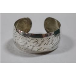STERLING SILVER FLORAL CUFF BANGLE