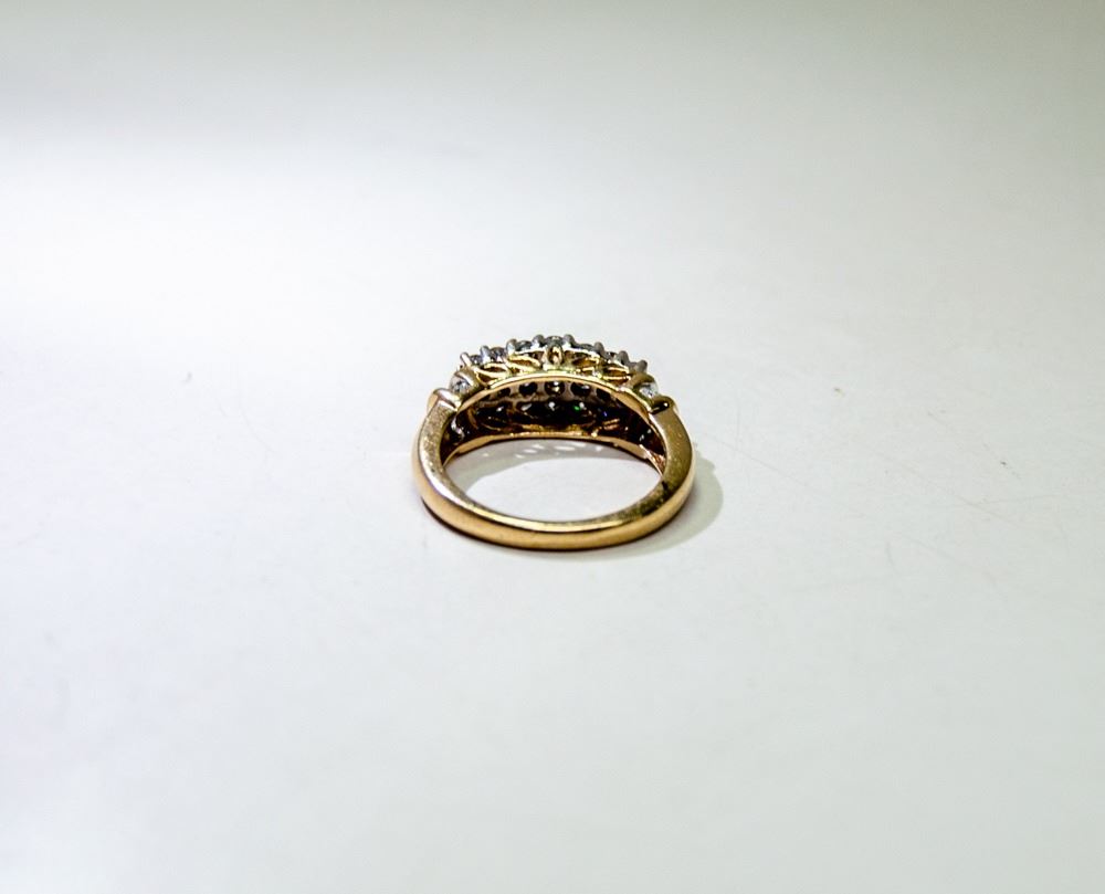 APPRAISED 3000.00 14KT YELLOW AND WHITE GOLD DIAMOND RING. SIZE 7