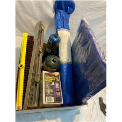 Lot with lantern, levels broom head