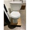 Image 1 : Toilet