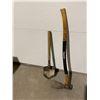 Image 1 : Axe and shovel