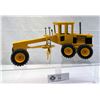 Image 1 : Ertl John Deere Motor Road Grader 1/16 Die Cast Rubber Tires