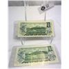 Image 2 : Nice Lot Of 2 1973 Bank Of Canada $1 Replacement Notes
