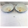 Image 1 : 2 Old Enamel Washbasins