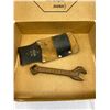 Image 2 : Small Box Of Vintage Tools