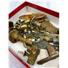 Image 2 : Nice Lot Of Antique Brass Hardware