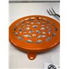 Image 2 : Vintage Enamel Trivet And Wire Toasting Fork