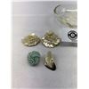 Image 2 : Vintage Depression Glass Spoon Rest Plus 1920's Paper Mache German Easter Egg With Contents