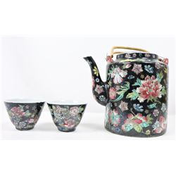 Chinese Porcelain Tea Pot and Pair of Cups