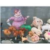 Image 2 : 25 Pig Ornaments, Teapots and Salt & Pepper