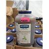Image 1 : 4 x 3.78 L Jugs of Hellman's Balsamic Vinaigrette