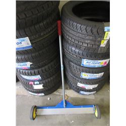 30" Magnetic Sweeper