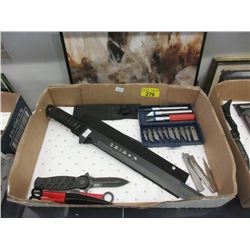 Exacto Knife Set and 4 Knives